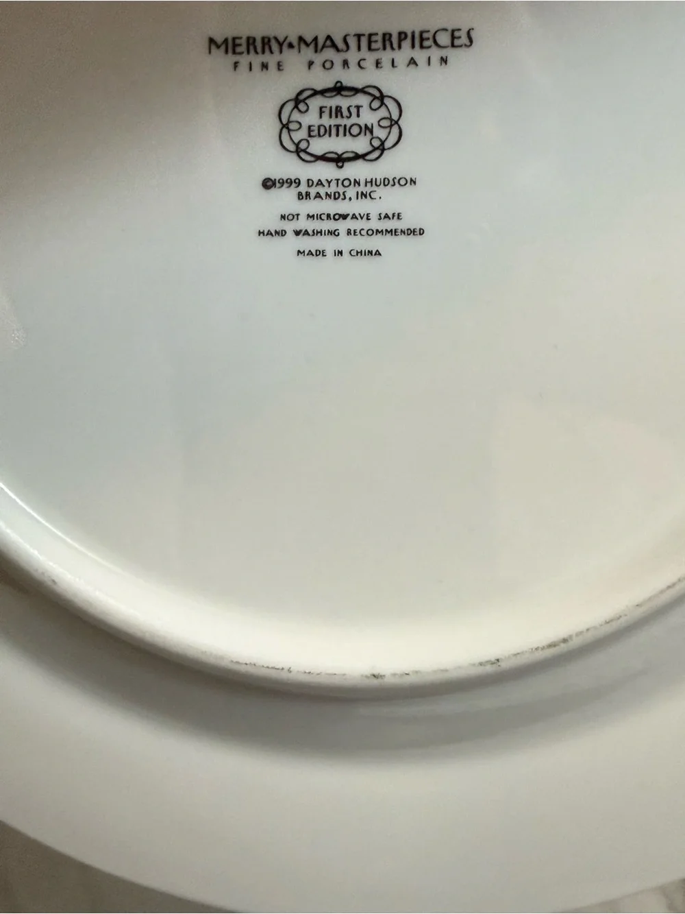 Merry Masterpieces Porcelain First Edition 8